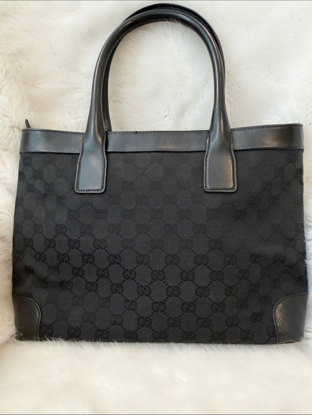 Gucci Black GG Canvas Leather-Trim Tote great condition great size authentic! - Picture 5 of 16